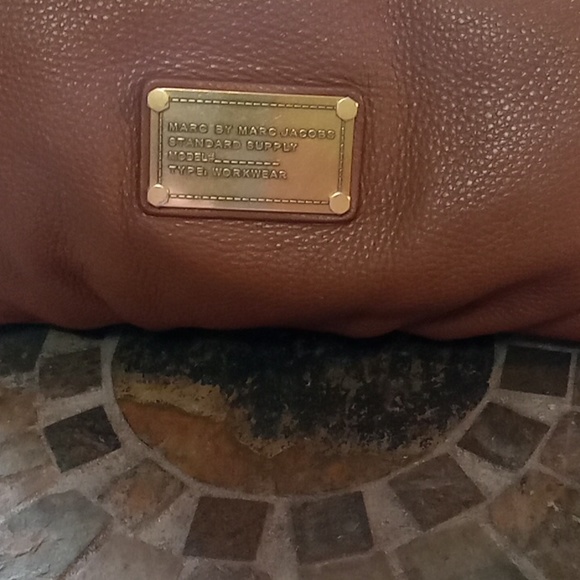 HUGE SALE IN MY CLOSET. MARC BY MARC JACOBS BAG - Picture 12 of 12